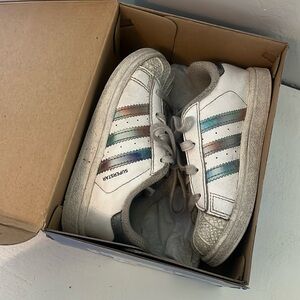 Adidas toddler superstars